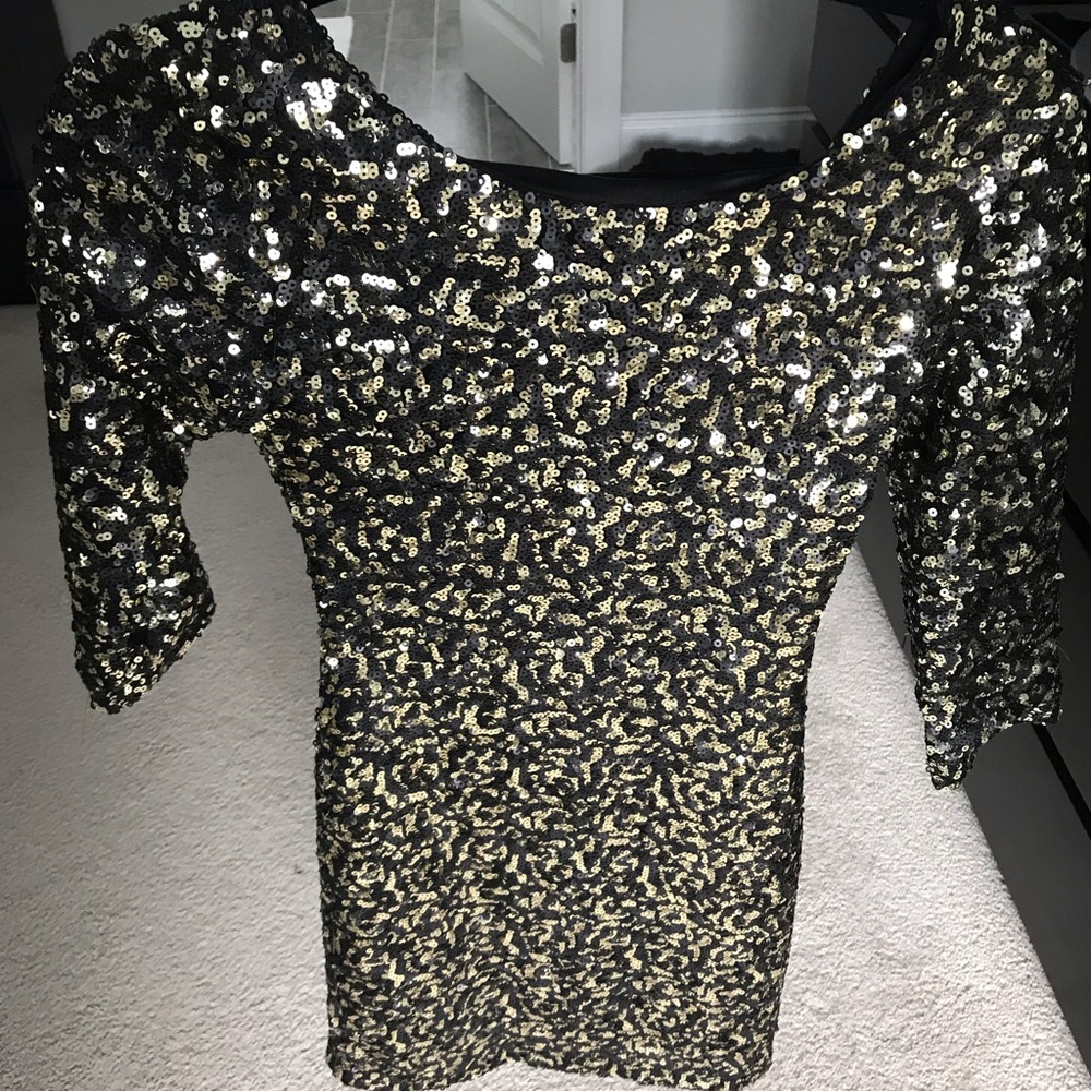 Black half sleeve sequin dress SIZE XS